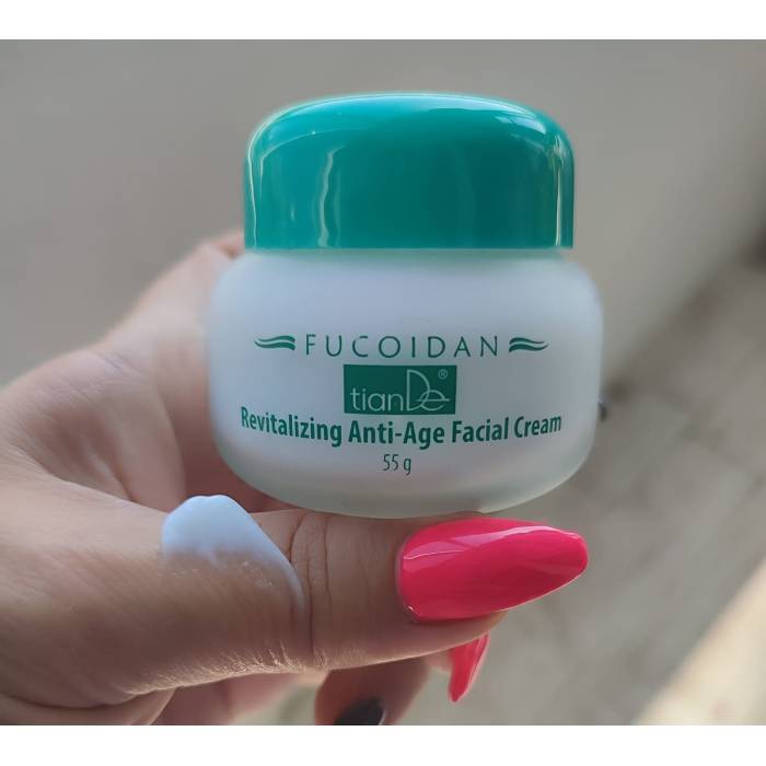 Cremă revitalizantă anti-age pentru față Fucoidan, 55 g